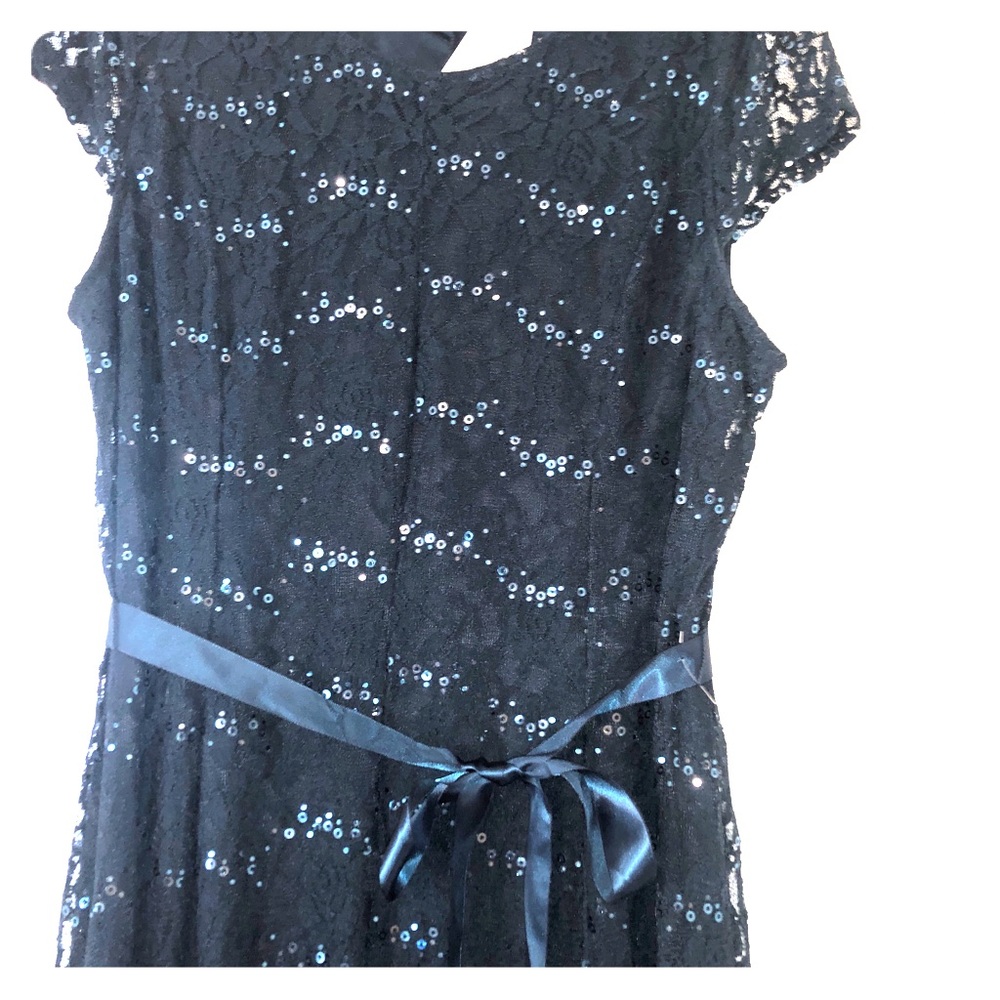 Dark blue lace dress